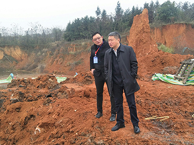 婁底市浩天環(huán)?？萍加邢薰?婁底危險廢物經(jīng)營,環(huán)保技術(shù)開發(fā)及咨詢推廣,環(huán)境設(shè)施建設(shè),危險廢物運(yùn)營管理